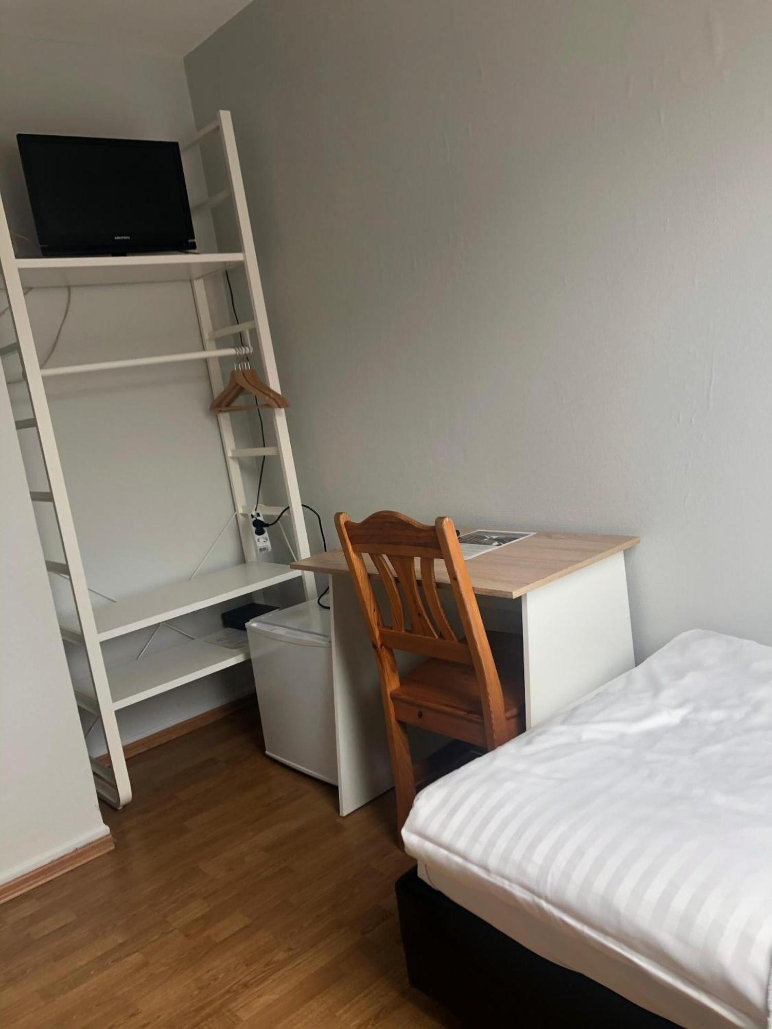 Hotel Schwaferts Wuppertal Bagian luar foto