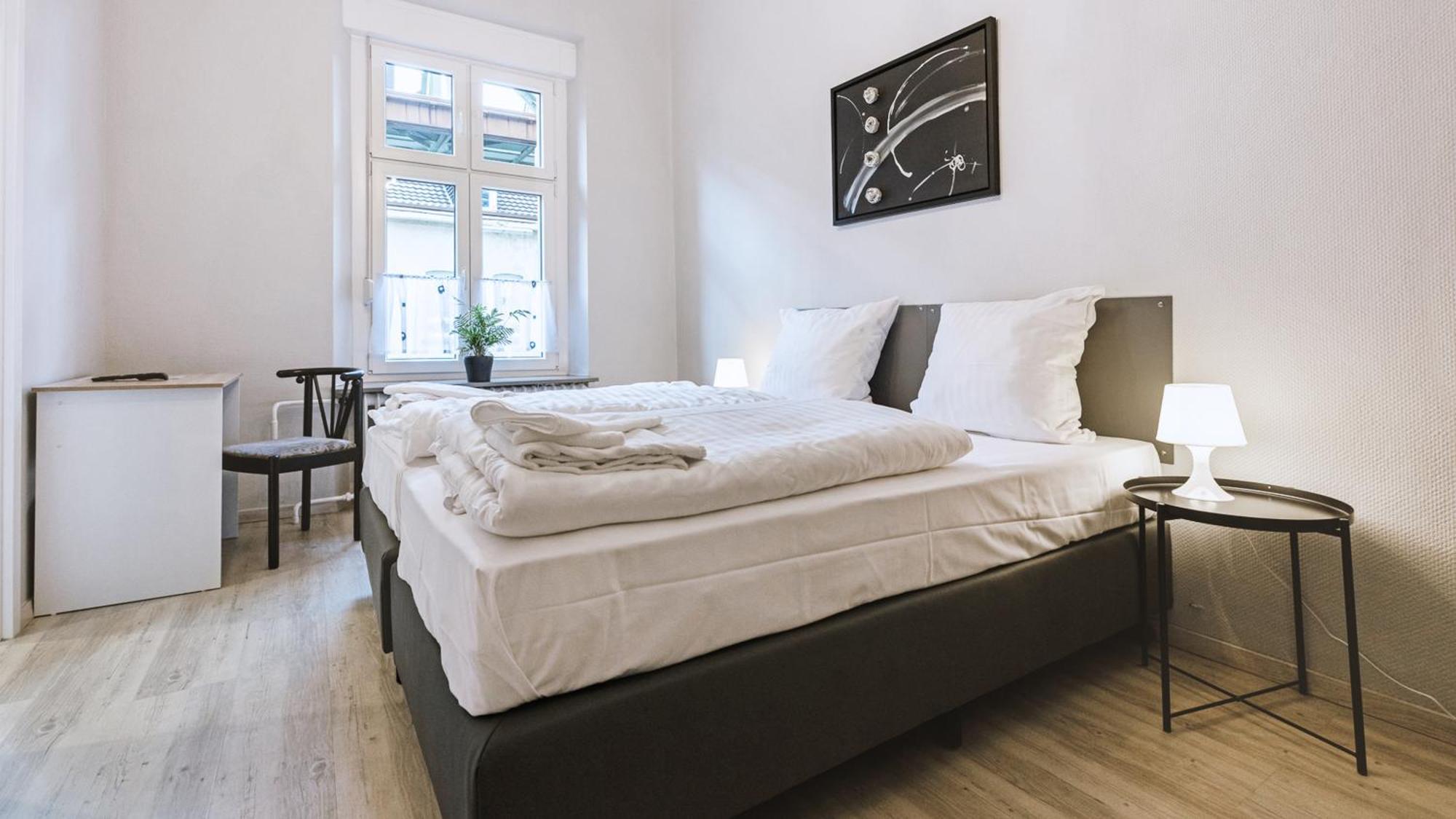 Hotel Schwaferts Wuppertal Bagian luar foto